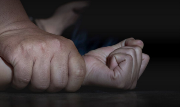 ¡MUJER DE TEXAS SENTENCIADA A 25 AÑOS DE PRISIÓN POR VIOLAR A UN MENOR EN VERACRUZ!