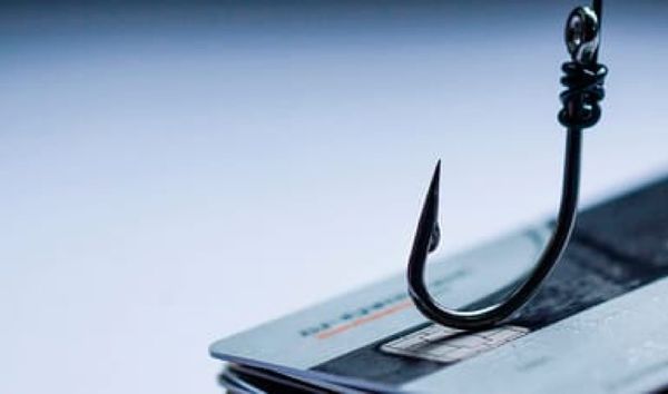 ¡PRENDEN ALERTAS POR FRAUDES TELEFÓNICOS!