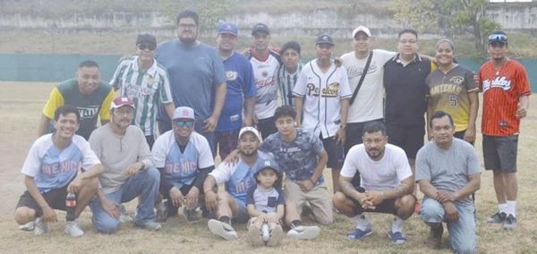 ¡TUBEROS APALEA EN PELOTA DEL SINATIN!