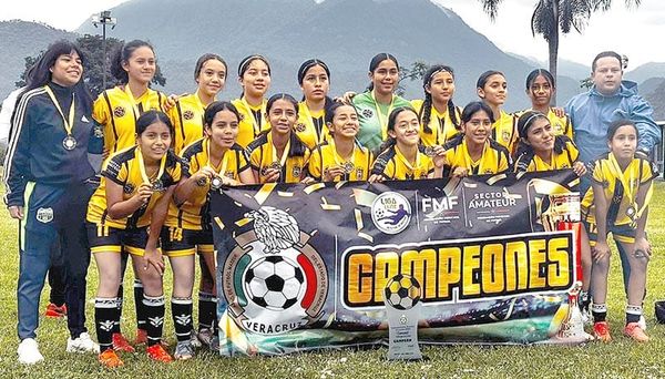 ¡XALAPA GANA TÍTULO ESTATAL EN EL FÚTBOL FEMENIL!