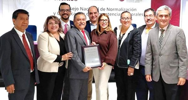 ¡CONOCER LE PONE 10 A LA APEV!