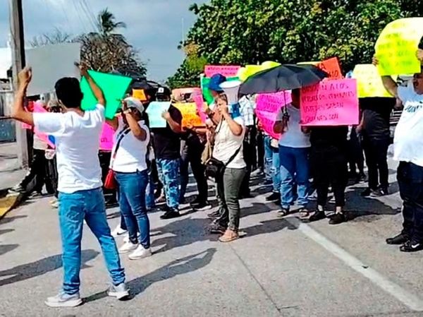 ¡QUIEREN SUS MAQUINITAS! - *Marcha y protesta de la Unión Nacional de Maquineros en la FGR