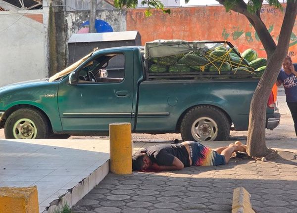 ¡EJECUTAN A VENDEDOR DE SANDÍAS EN MARTÍNEZ DE LA TORRE!