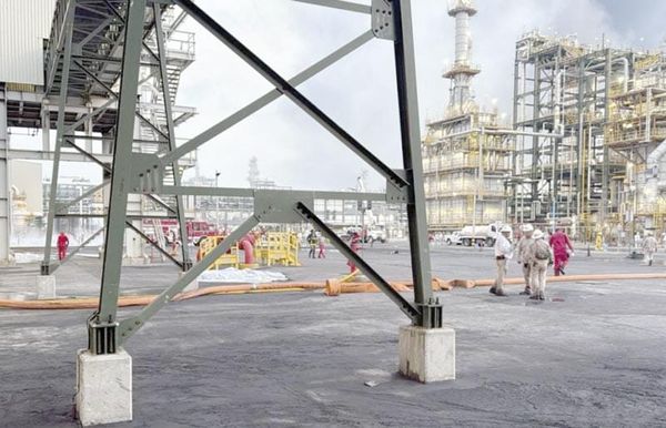 ¡SE INCENDIA LA REFINERíÍA DOS BOCAS!