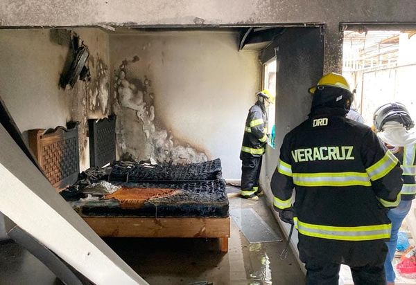 ¡EXPLOTA Y SE INCENDIA CASA EN DREAM LAGOONS!