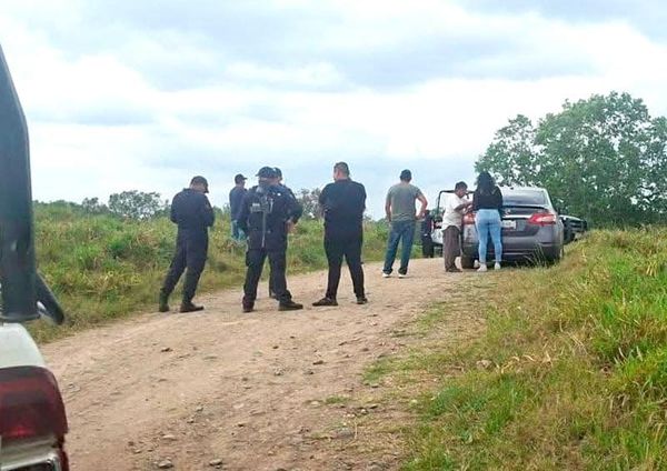 ¡APARECEN ASESINADOS DOS TAXISTAS DE COSTA ESMERALDA!