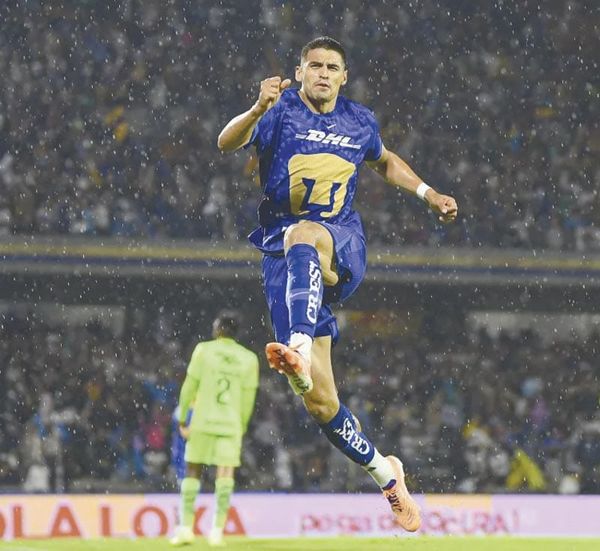 ¡PUMAS REACCIONA CON DOBLETES DEL “MEMOTE” MARTÍNEZ Y MORALES!