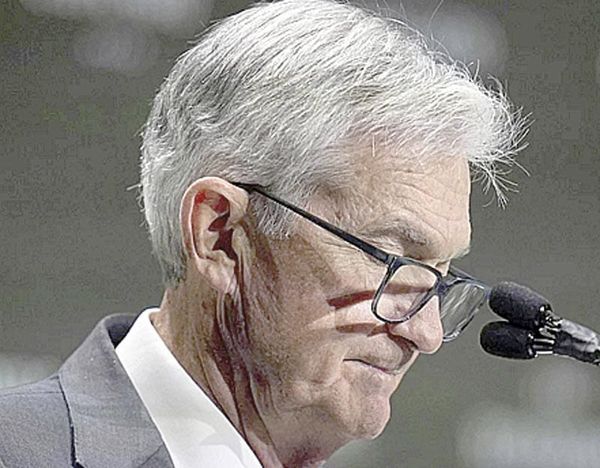 ¡AMENAZA TRUMP, OTRA VEZ, CON DESPEDIR A POWELL!