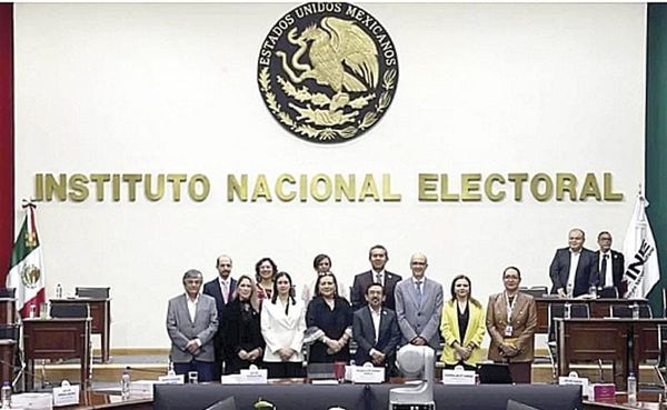 ¡DA INE LUZ VERDE A REDUCCIÓN DE SUELDOS HASTA 2027!