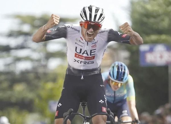 ¡ISAAC DEL TORO RETOMA ACTIVIDAD EN LA VUELTA AL PAÍS VASCO!