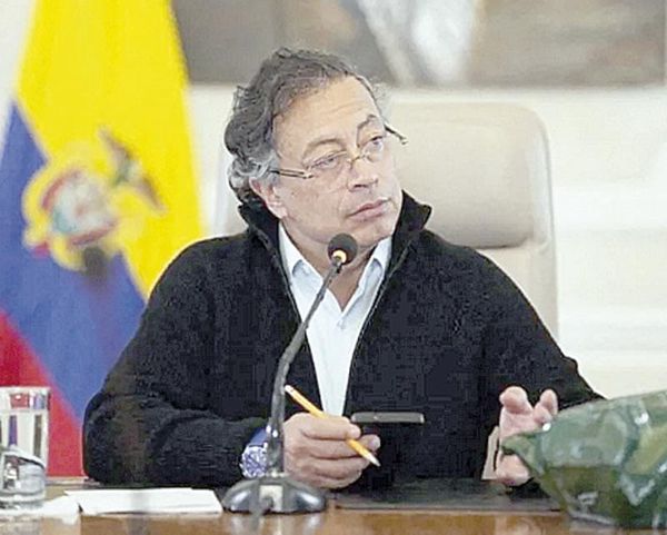 ¡PETRO AMENAZA CON CONGELAR LA NEGOCIACIÓN MÁS AVANZADA DE LA PAZ TOTAL!