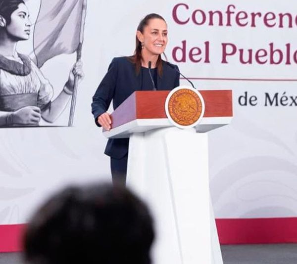 ¡VUELVE CLAUDIA! - AL PUERTO