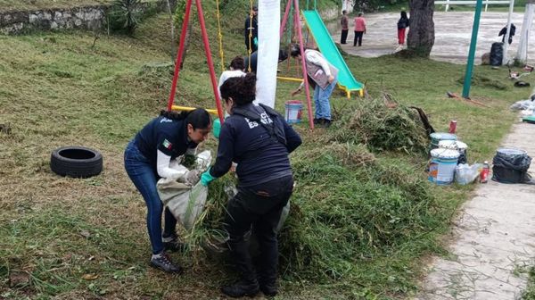 ¡PAREJA DE CRIMINALES ENCAÑONAN A DAMA PARA ROBARLE 4 MIL PESOS!