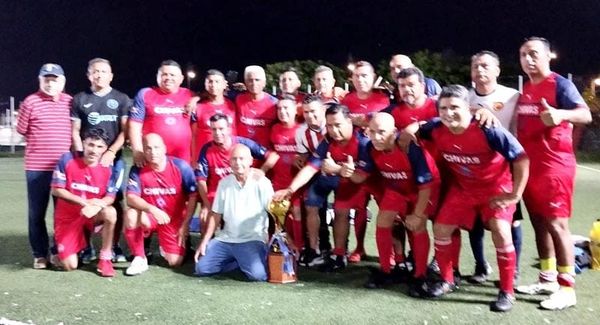 ¡“CALIENTA MOTORES” LA LIGA DEL PUERTO FÚTBOL 9!