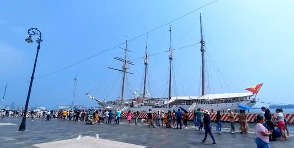 ¡YA NI CABEN! - EN EL AGUELO DEL CUAUHTÉMOC