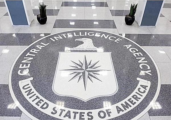 ¡ERAN DE LA CIA!