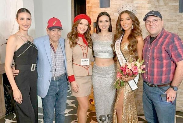 ADRIANA BAUTISTA ES CORONADA MEXICANA UNIVERSAL VERACRUZ 2025