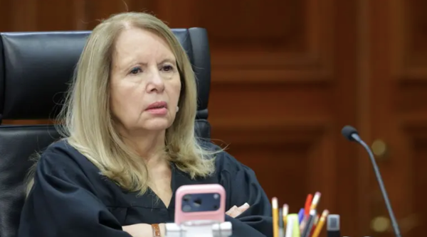 ¡MINISTRA LORETTA ORTIZ PIDE LICENCIA TEMPORAL POR "MOTIVOS DE SALUD"!