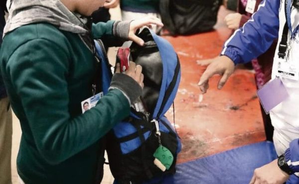 ¡MOCHILA SEGURA TRAS LOS CALAMBRES EN ESCUELAS!