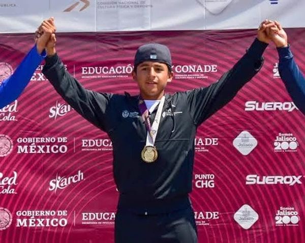 ¡DOBLE MEDALLISTA DE ORO EN CANOTAJE SOLICITA PATROCINIO!