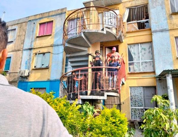 ¡CASI LO LINCHAN! - *Acuchilló al lomito llamado “El Negro” en Hacienda de Sotavento