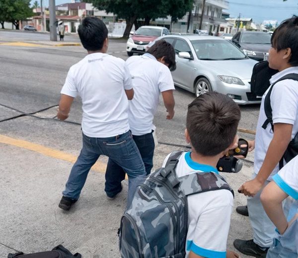 ¡NOQUEÓ A SU COMPAÑERO DEL REFORMA! - *Video del ataque se hizo viral en redes sociales