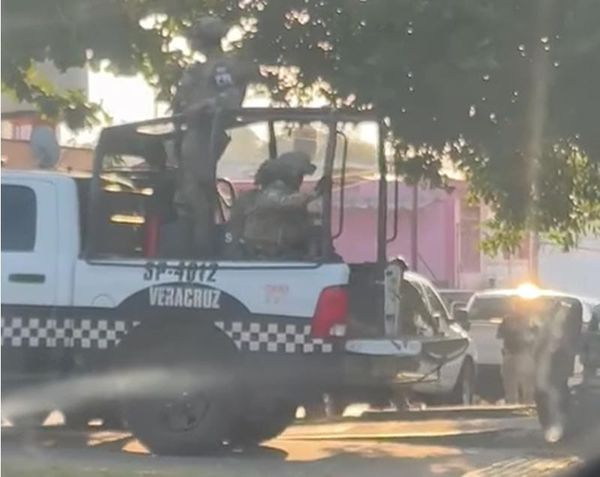 ¡REQUISAN LA POLICÍA DE CATEMACO! - TRAS DETENCIÓN DE SOBRINO DEL ALCALDE, ERA GENERADOR DE VIOLENCIA
