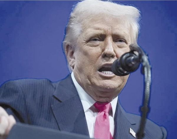 ¡ARREMETE TRUMP CONTRA JUEZ TRAS EL FALLO QUE DIO SOBRE CENTRO KENNEDY!