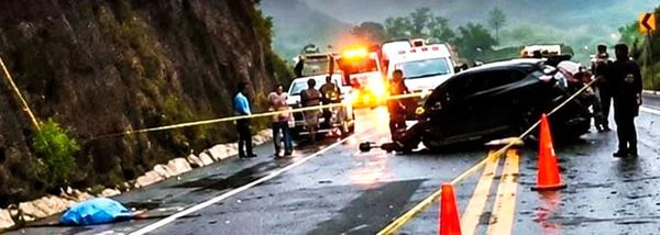 ¡TRÁGICO CHOQUE EN LA AUTOPISTA EN PAPANTLA!