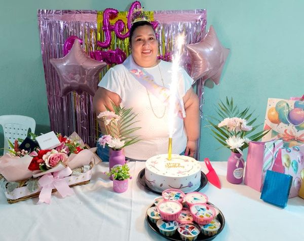 BRENDA CARVAJAL ZAMUDIO CELEBRÓ 47 AÑOS…
