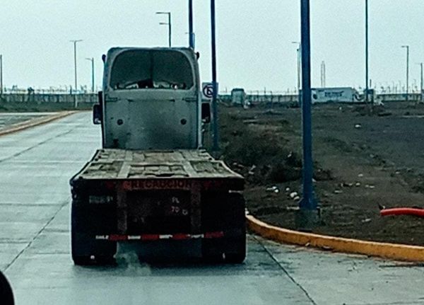 ¡APAGÓN EN EL PUERTO! - LARGAS FILAS, EXTENSIVAS QUEJAS...
