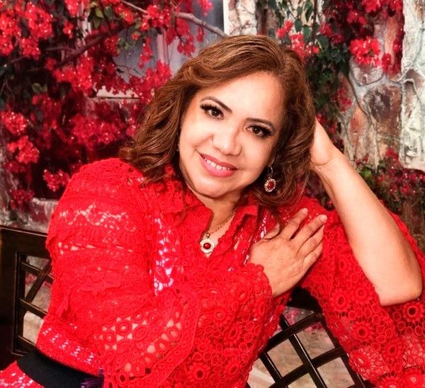 ¡MUCHÍSIMAS FELICIDADES A LA LIC. ROSARIO GUADALUPE GAYOT LARA!