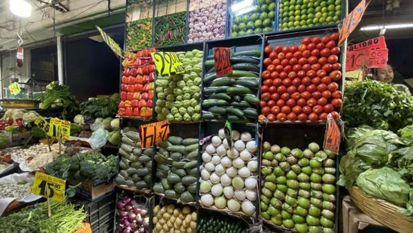 ¡INFLACIÓN EN MÉXICO SE DESACELERÓ EN ABRIL, PERO SIGUE GOLPEANDO EL BOLSILLO DE LOS CONSUMIDORES!