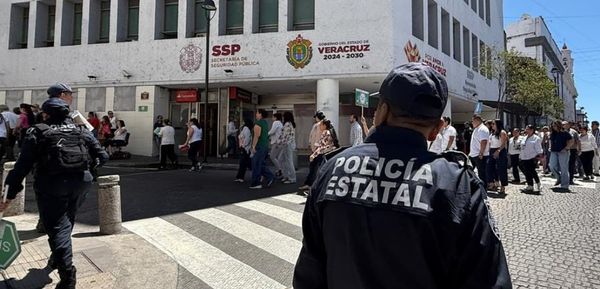 ¡PRIVAN DE LA LIBERTAD A TRES PERSONAS EN POZA RICA!