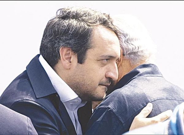¡EL HIJO DE AMLO BUSCARÁ DIPUTACIÓN POR TABASCO, PERO MORENA NI PÍO!