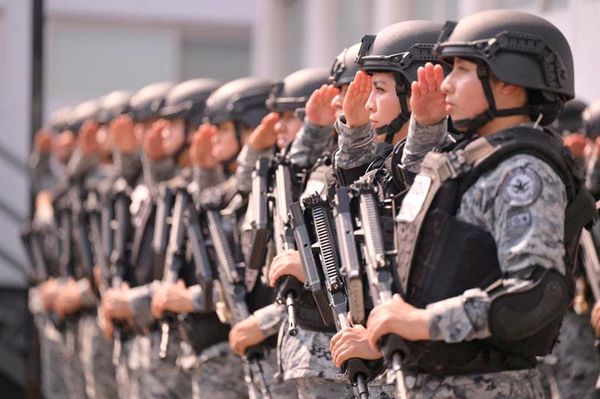 ¡RELEVO MILITAR!