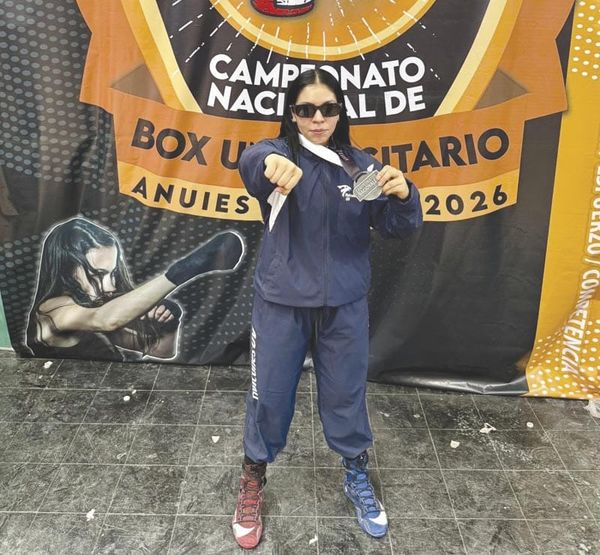 ¡REGRESO TRIUNFAL DE BOXEADORA VERACRUZANA!