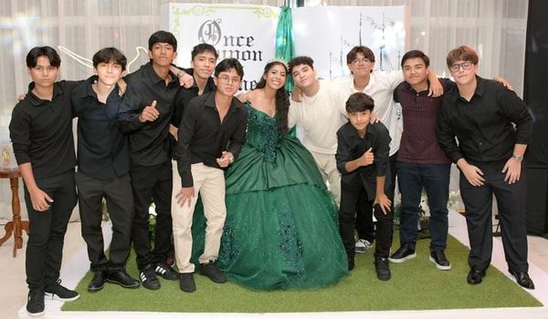 XV AÑOS DE NATALIA