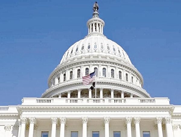 ¡APRUEBA SENADO DE EU PROYECTO MIGRATORIO DE DONALDO TRUMP!