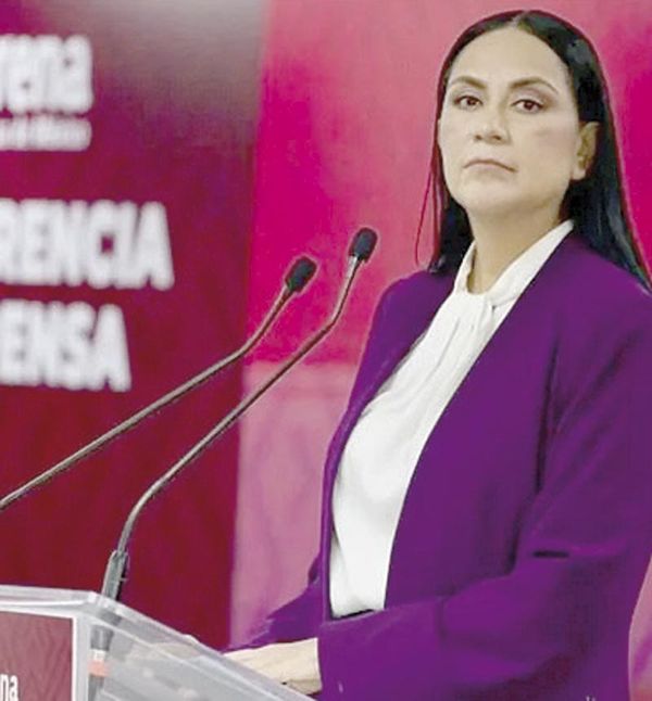¡LLAMA MONTIEL A MARU 'TRAIDORA A LA PATRIA'!