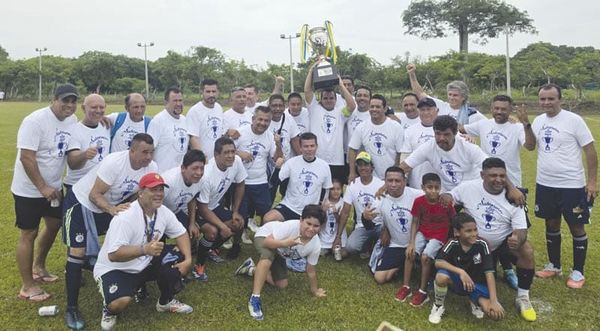 ¡SE “BEBEN” LA COPA EN PREMIER!
