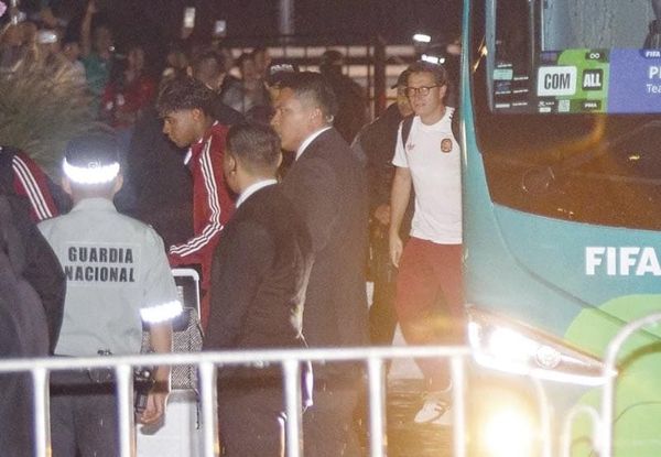 ¡LLEGA ESPAÑA A GUADALAJARA PARA ENFRENTAR A URUGUAY!