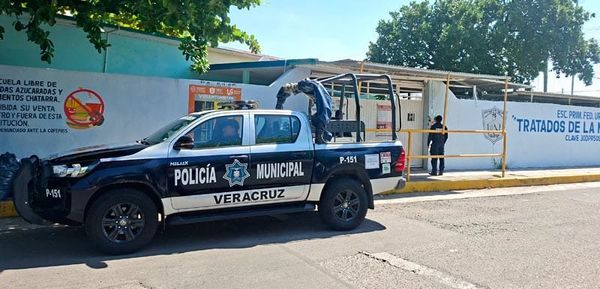 ¡OTRO TIROTEO “PATITO”! - *Ahora en la primaria "Tratados de La Martinica"