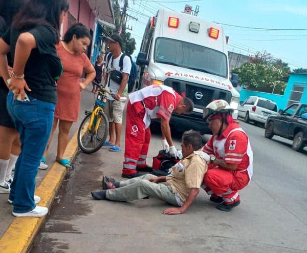 ¡ABUELITO SALIÓ “VOLANDO” DE CAMIÓN EL VERGEL!