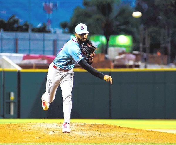 ¡UNA HISTORIA LLAMADA BÉISBOL! | DOS CONSECUTIVAS - El viaje por tierras oaxaqueñas terminó con saldo redondo para El Águila de Veracruz - El Glorioso hizo historia al quedarse con la primera serie disputada en el nuevo Estadio Yu’va y lo hizo de…