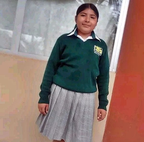 ¡QUINCEAÑERA FUE A LA ESCUELA Y YA NO REGRESÓ A SU CASA!