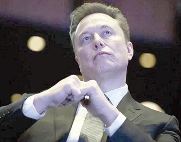 ¡ELON MUSK SE CONVIERTE EN EL PRIMER BILLONARIO DEL MUNDO!