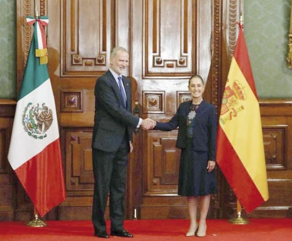 ¡EL REY DE ESPAÑA VISITA A SHEINBAUM! - Y SE ROMPE EL HIELO...