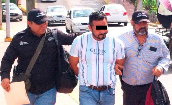 ¡PROFESOR “COCHINÓN”! - COMETIO ABUSO SEXUAL CONTRA UNA ESTUDIANTE DEL COBAEV 04