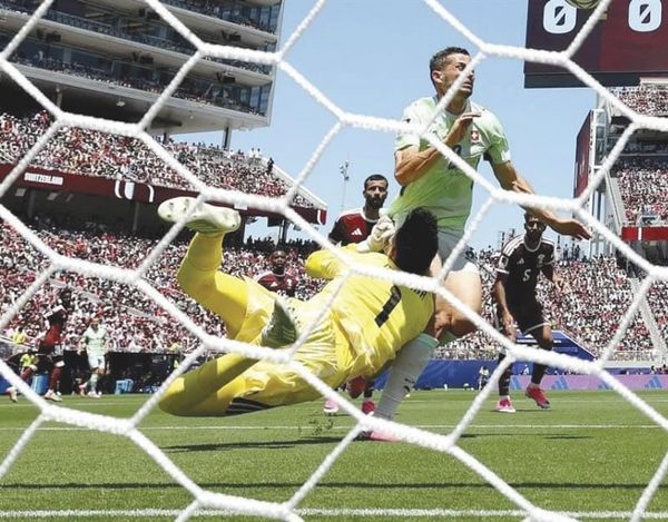 ¡CONSIGUE QATAR PRIMER PUNTO EN MUNDIALES CON GOL AGÓNICO!